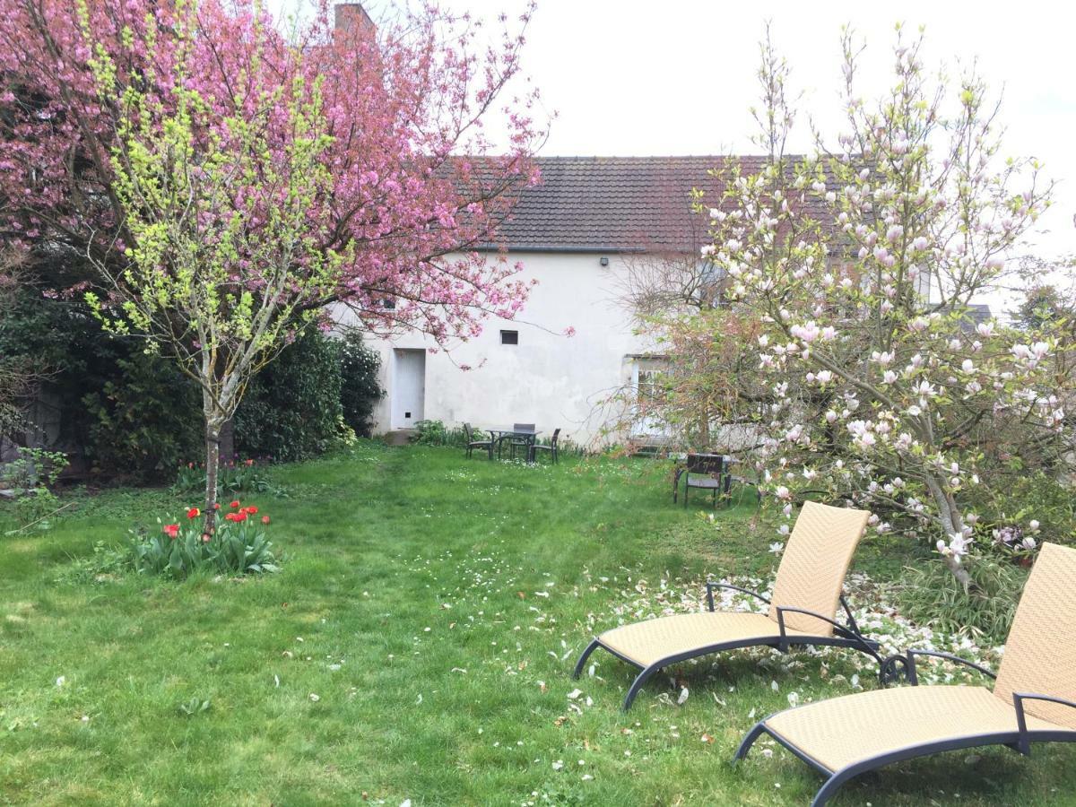 Bed and Breakfast Le Clos Tilia Clery-Saint-Andre Екстер'єр фото